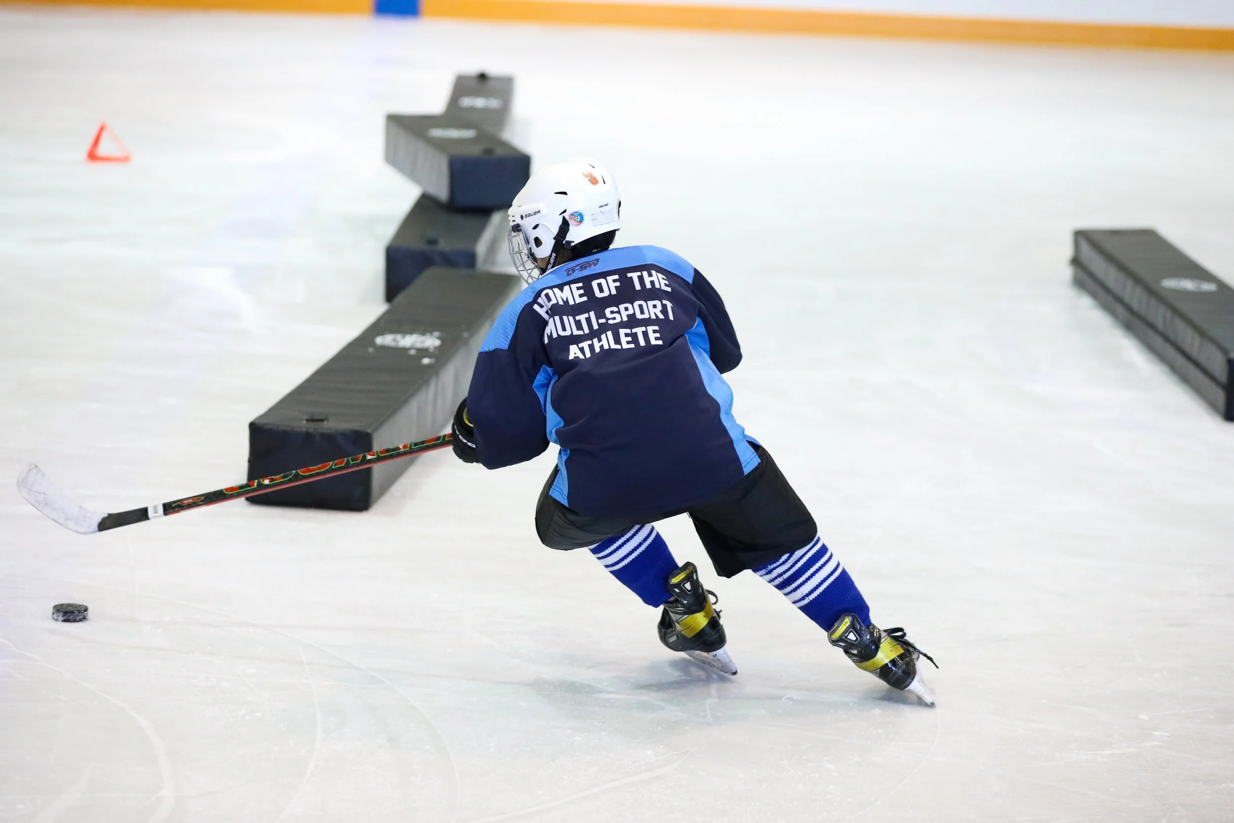 TOP Hockey Junior Titans U7 players on the ice