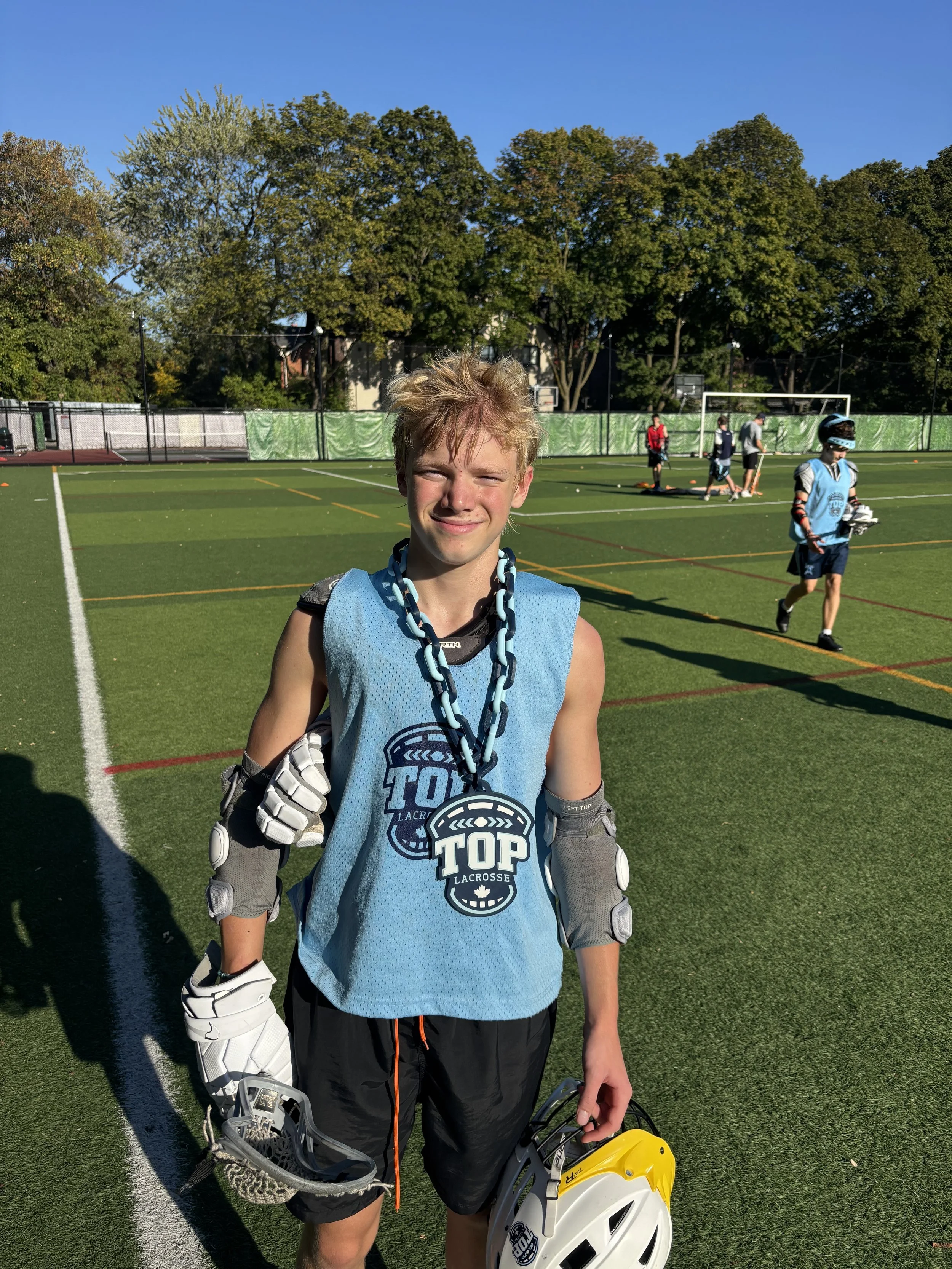 Player receiving the Chain Award