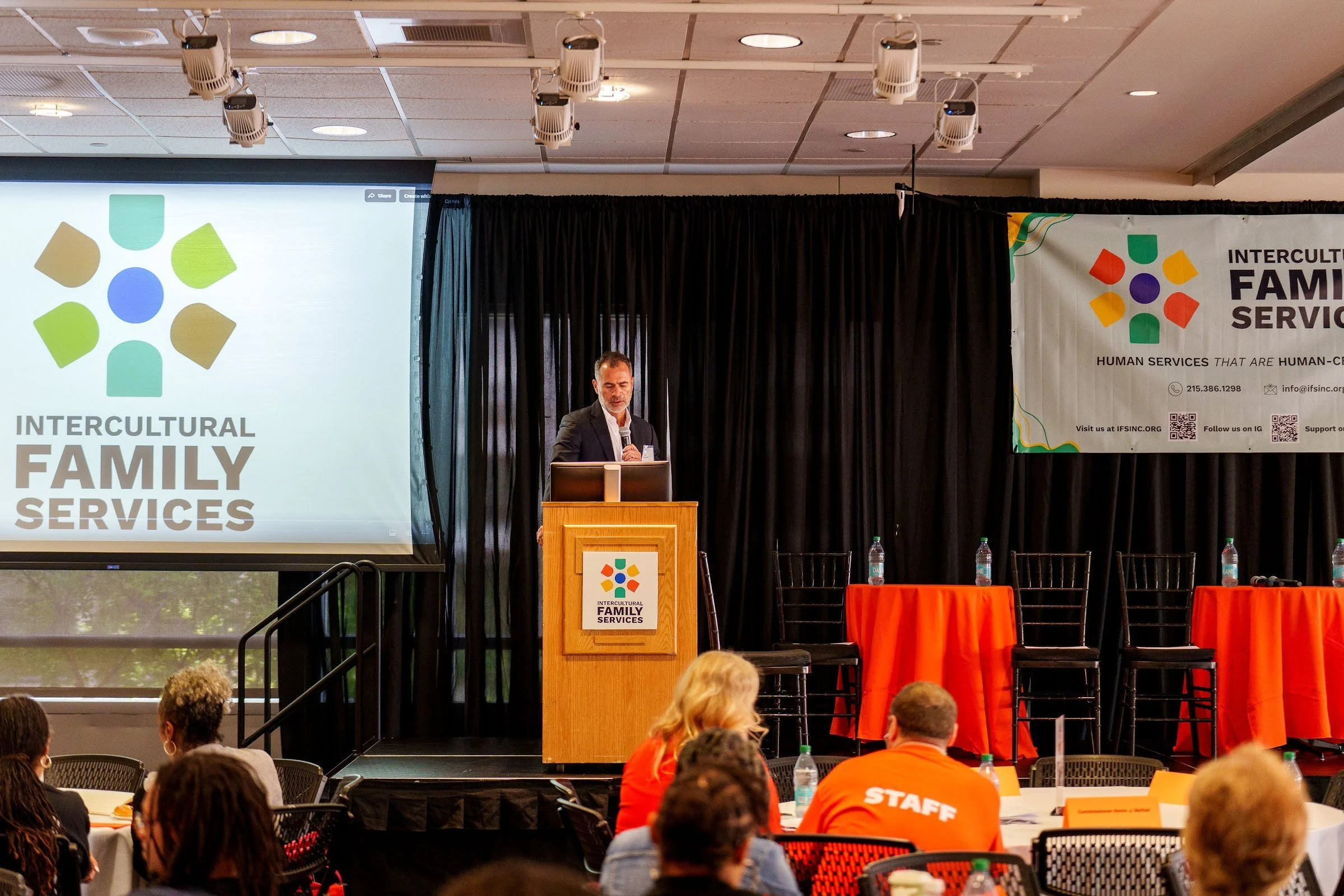 Opening remarks to a full room at the first Hope Symposium