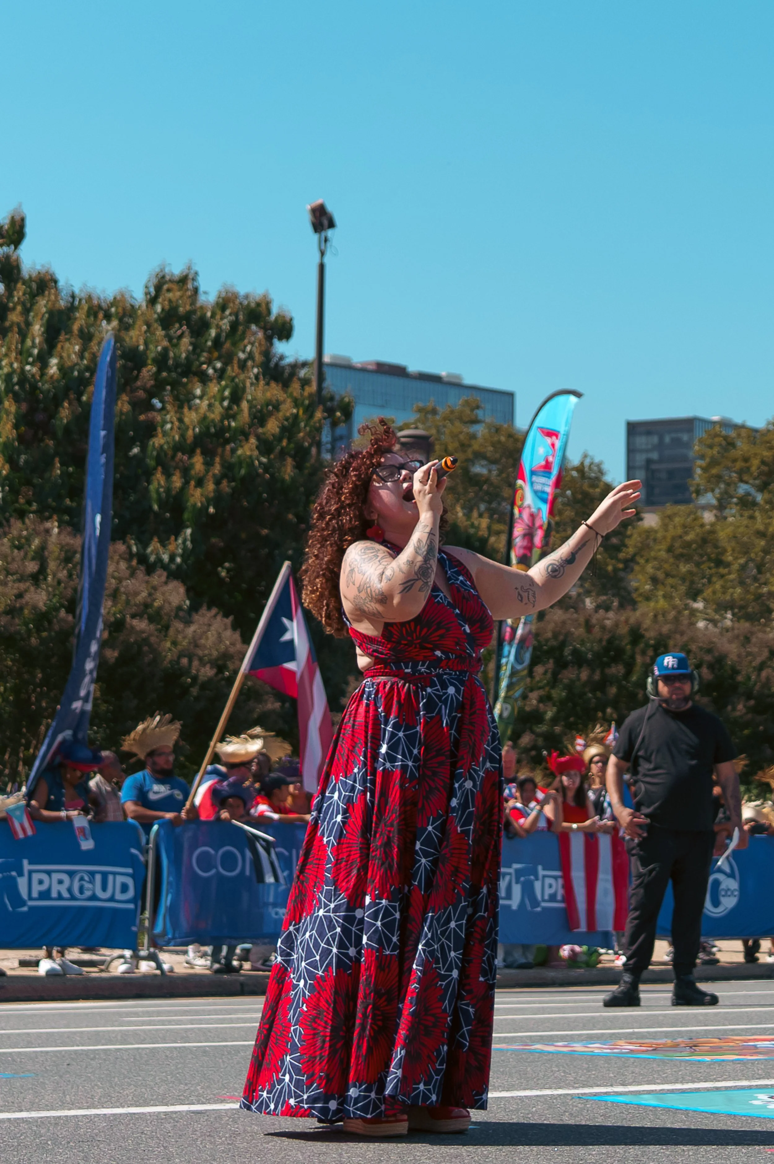 Performer on the Parkway