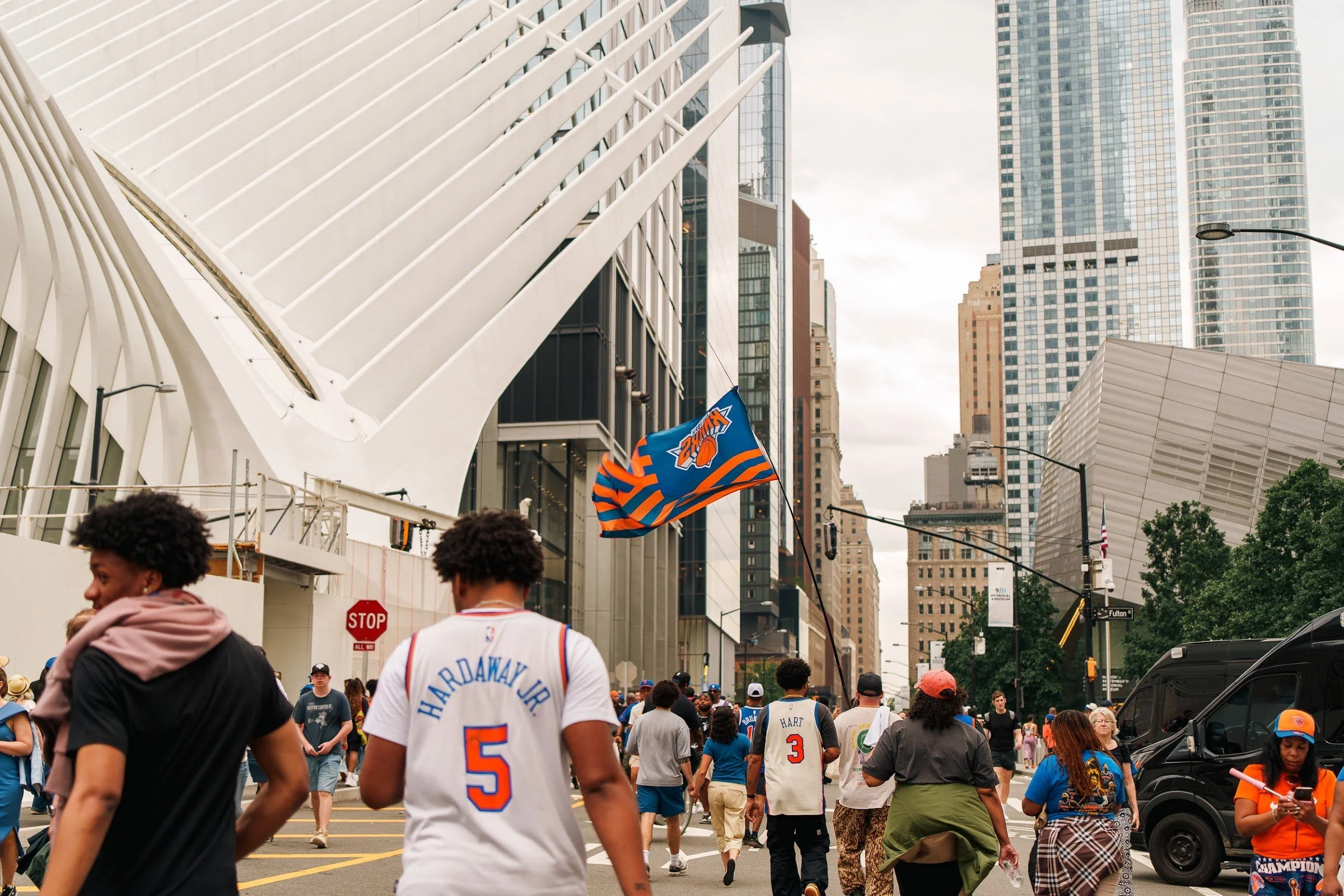 Fans passing the Oculus