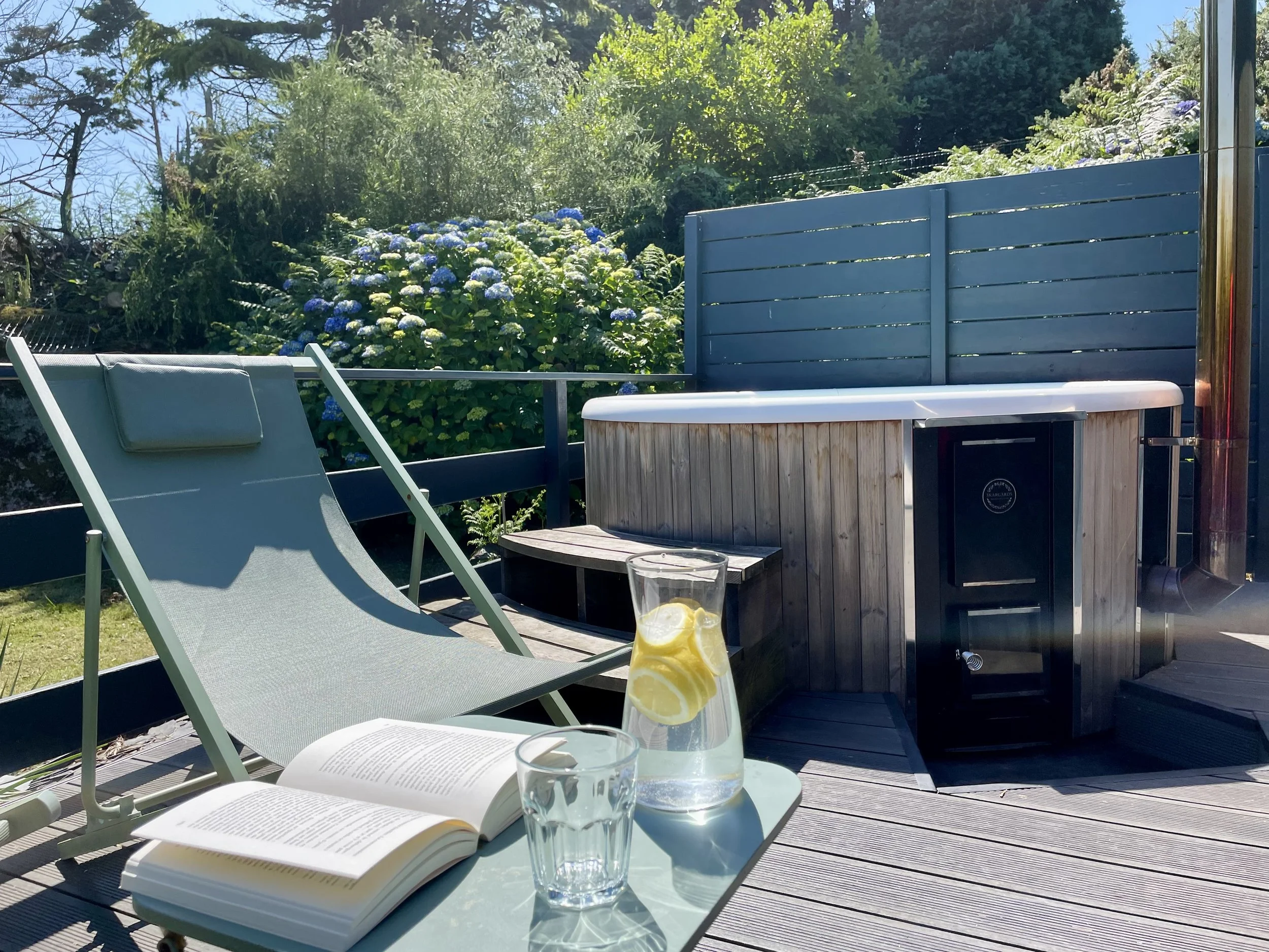 Bain nordique du chalet Northwood à Trégastel