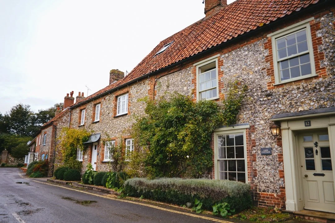 Bridging loans for property investors: BTL, HMO and flip buyers
