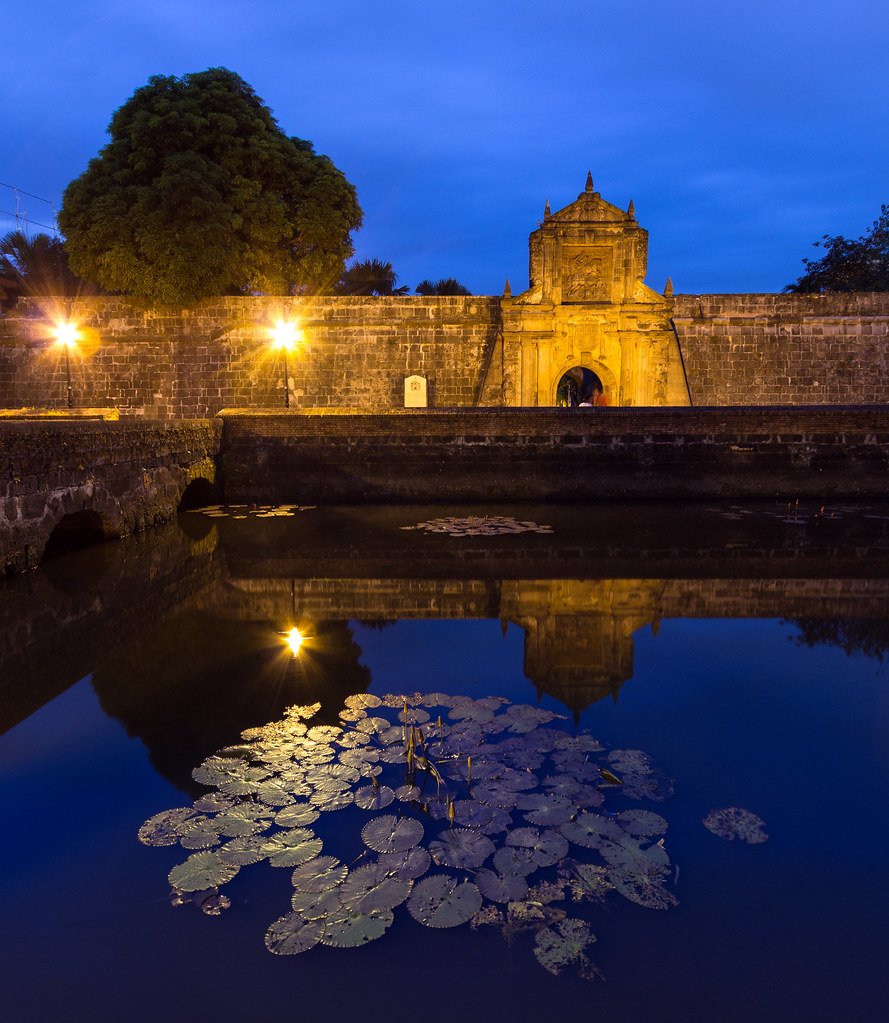 Manila — Intramuros/Fort Santiago at dusk or BGC skyline at night