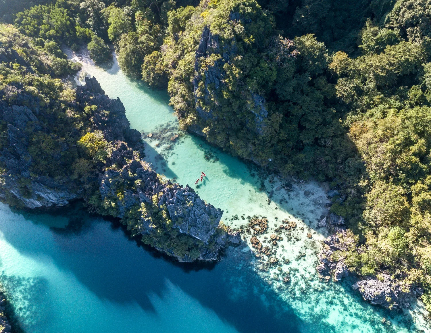 El Nido — Big Lagoon limestone cliffs or Bacuit Bay from above