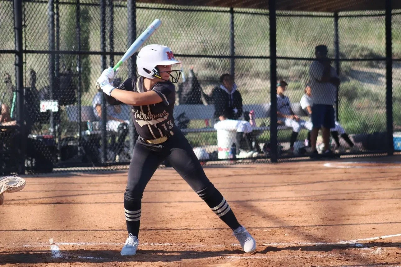 Payton Detweiler at bat for Oklahoma Gold
