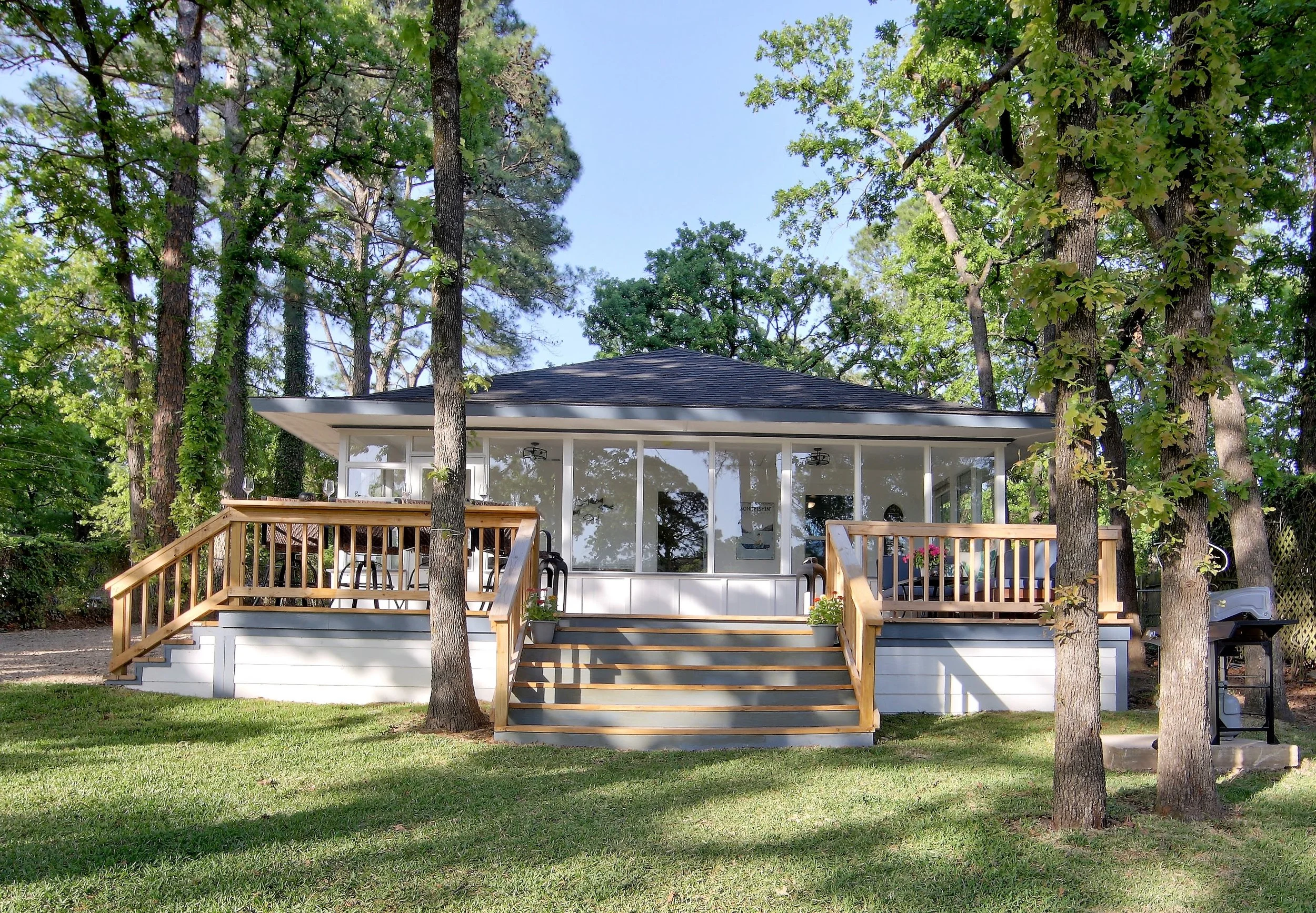 Island Park Cottage backyard