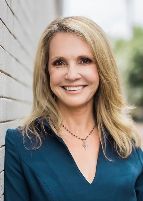 Photo of Patti Callahan Henry