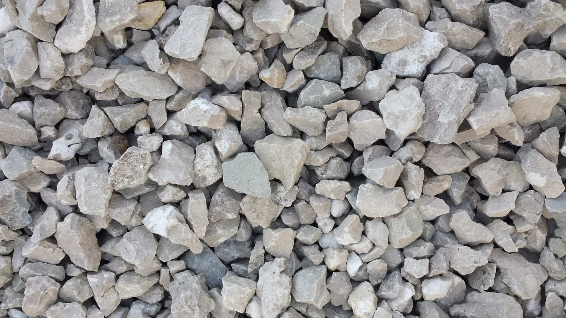 Limestone chips landscaping — Madison WI