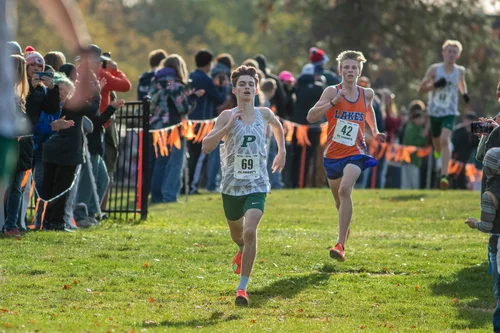 Nolan Winderl of Peninsula cross country. Photo by Russell Moore.