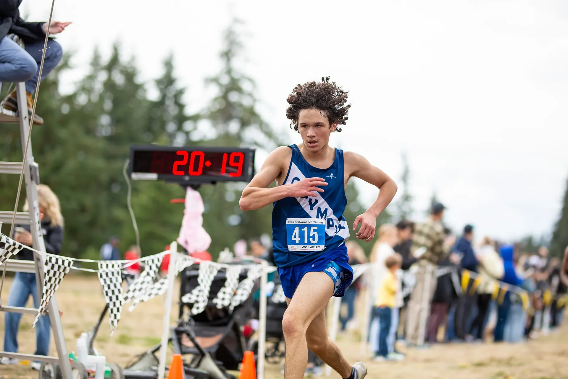 Ephraim Moore cross country action shot