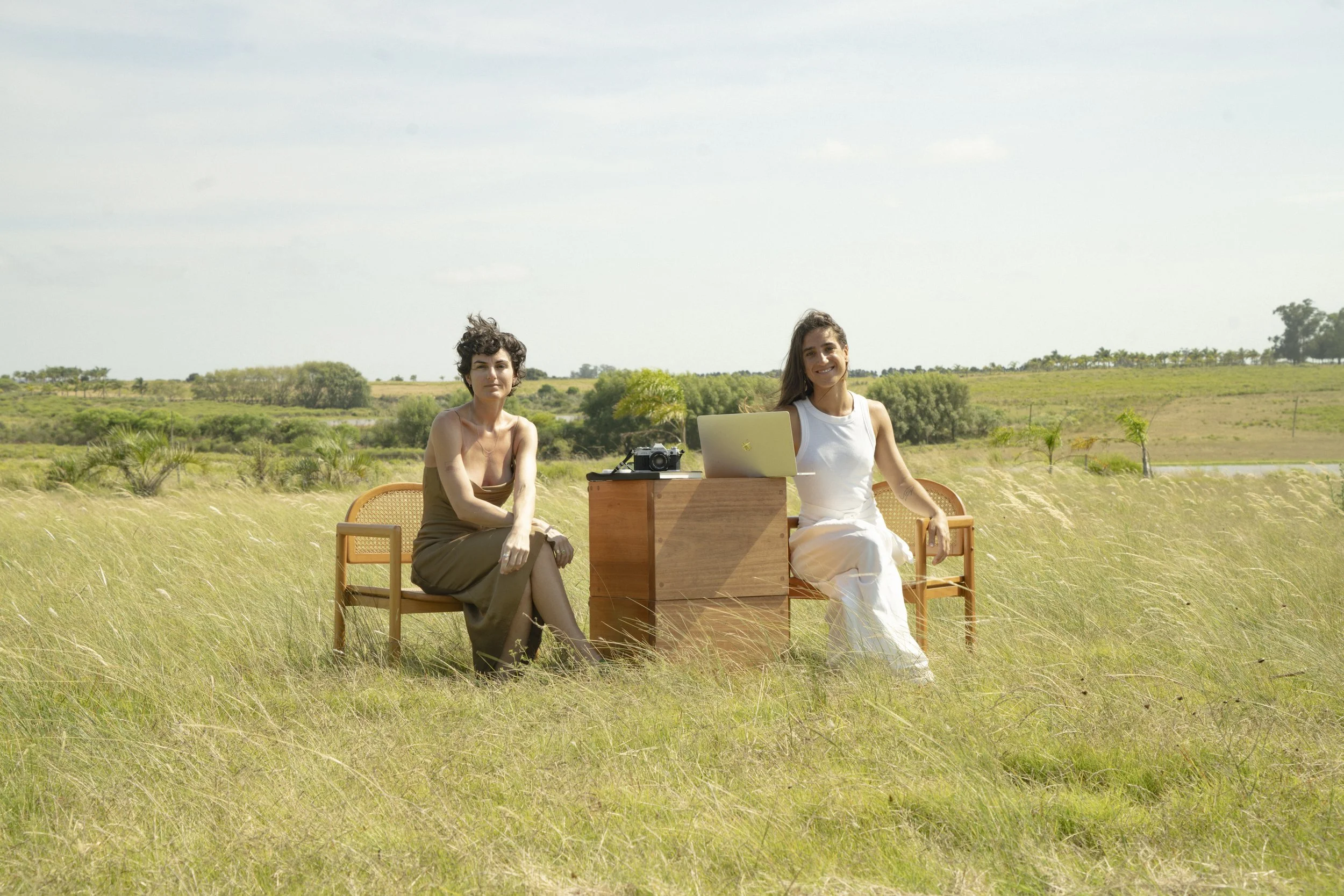 Brooke & Mariana · Studio Palco