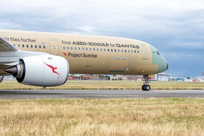 Airbus A350-1000 in flight