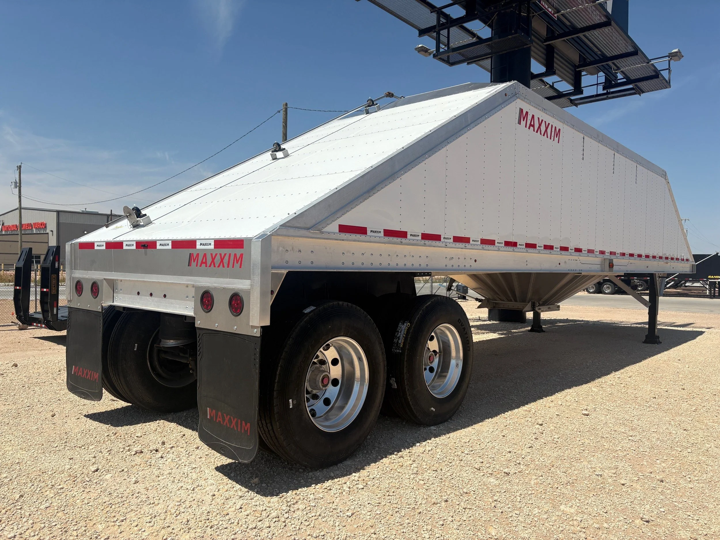 Sand hopper semi trailer for Spokane area bulk hauling