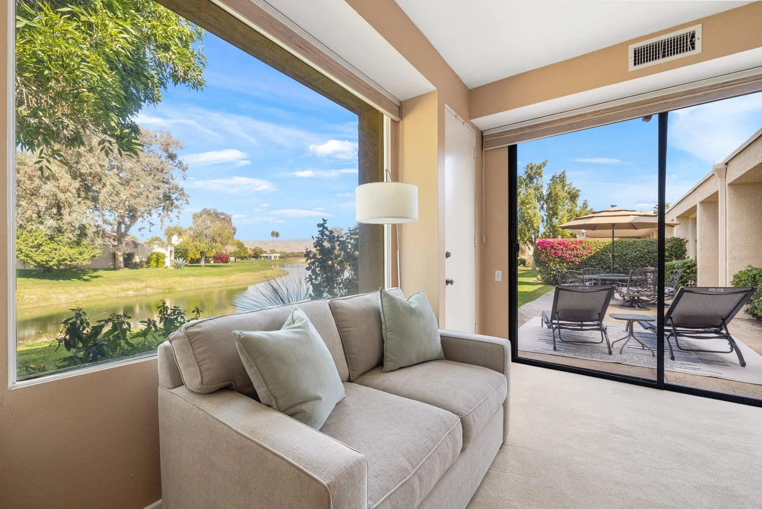 A furnished seasonal home in Mission Hills, Rancho Mirage