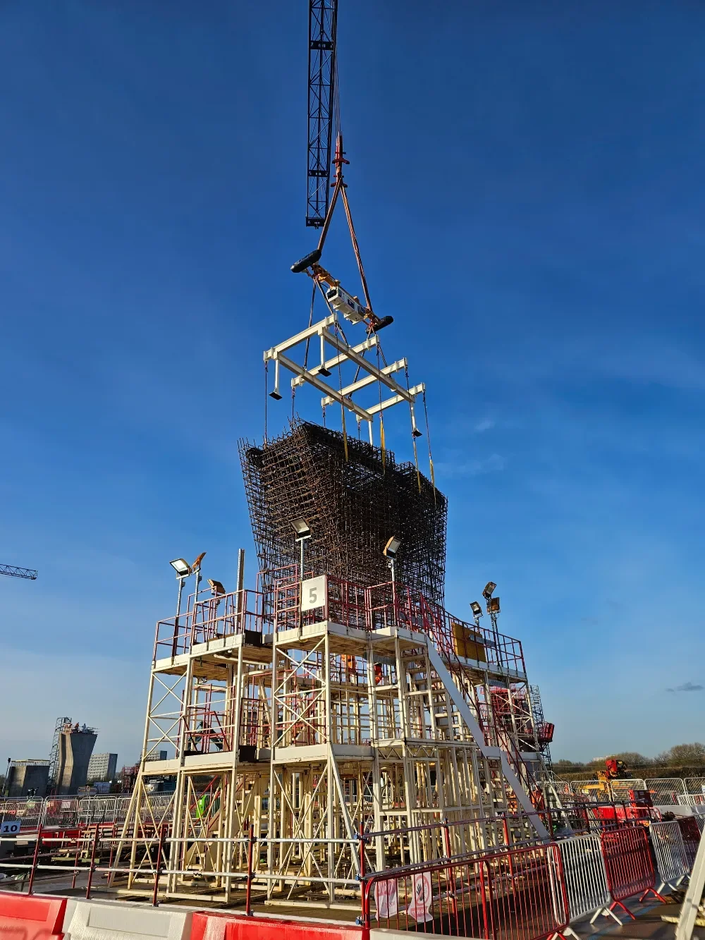 Erne Lifting project image from an active lifting operation