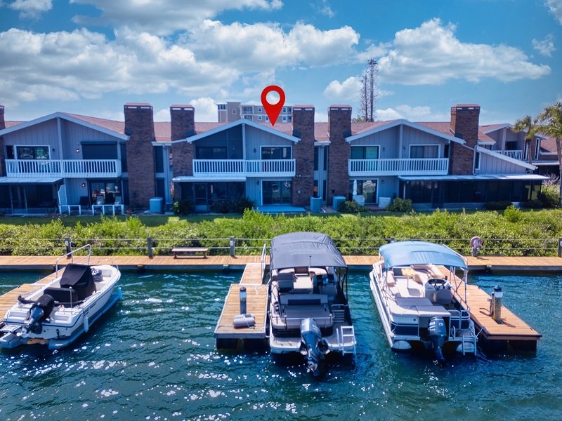 121 Lagoon Ct New Smyrna Beach