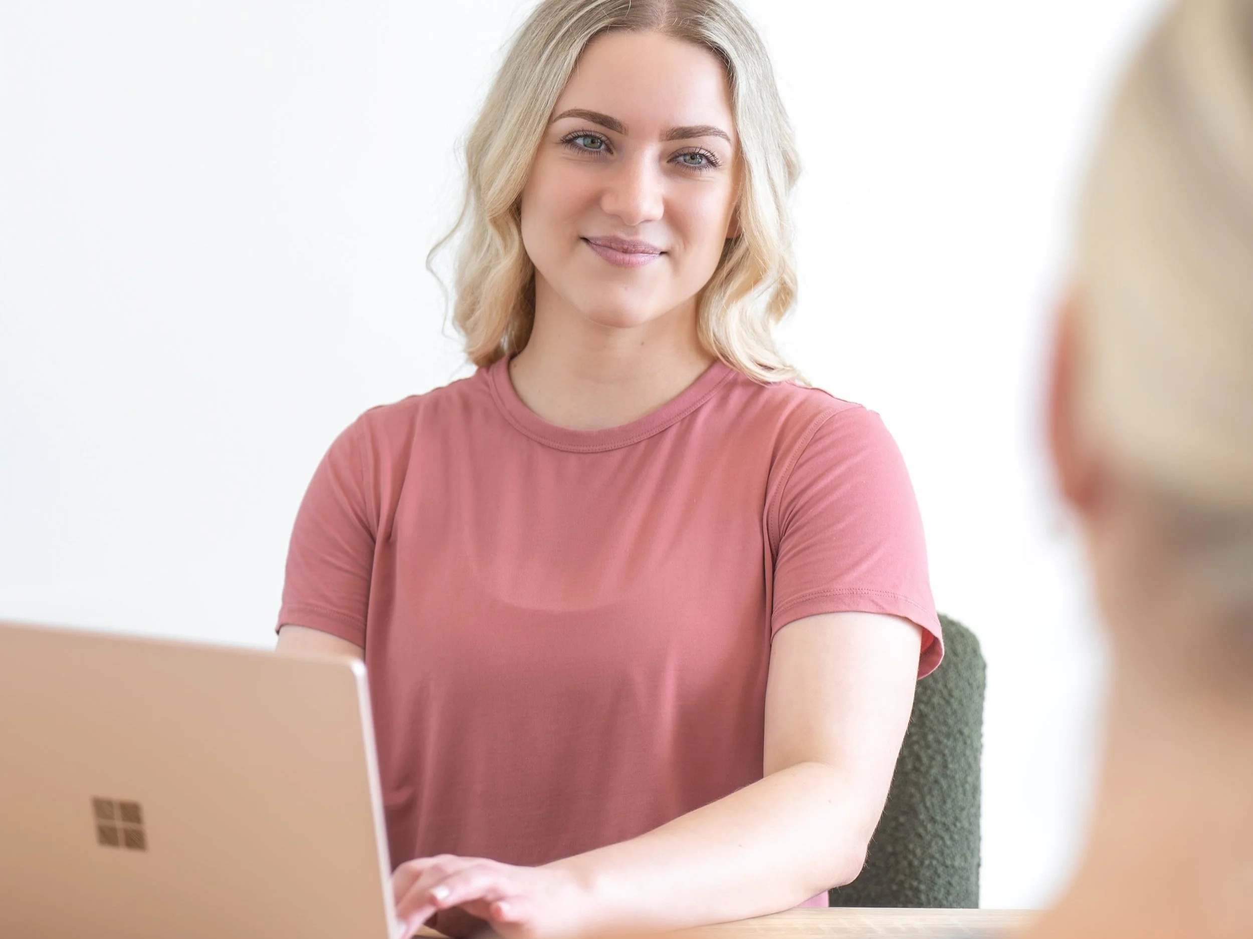An Exercise Physiologist working one-on-one with a client
