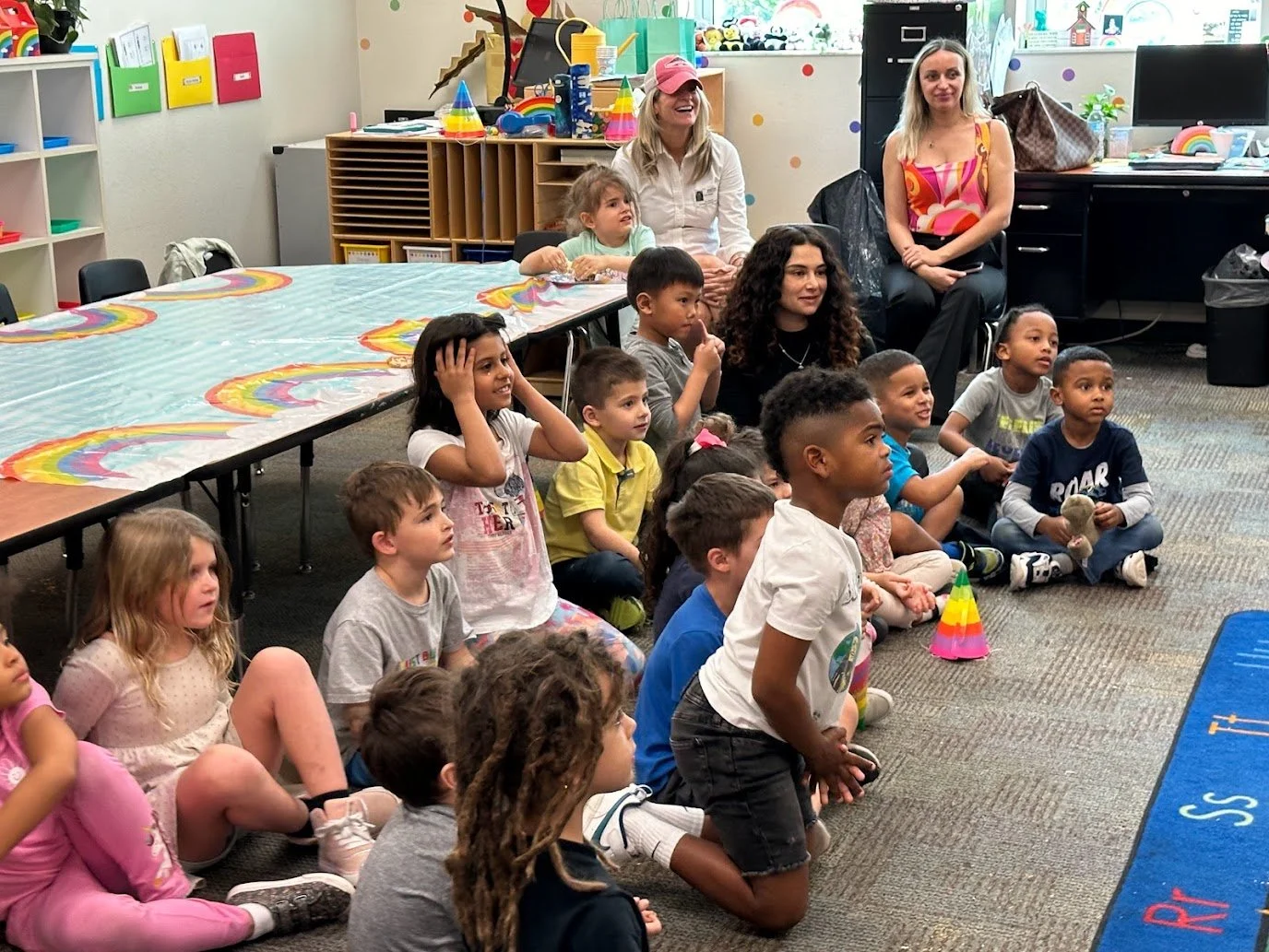 Ari Novick performing an interactive kids magic show in Florida