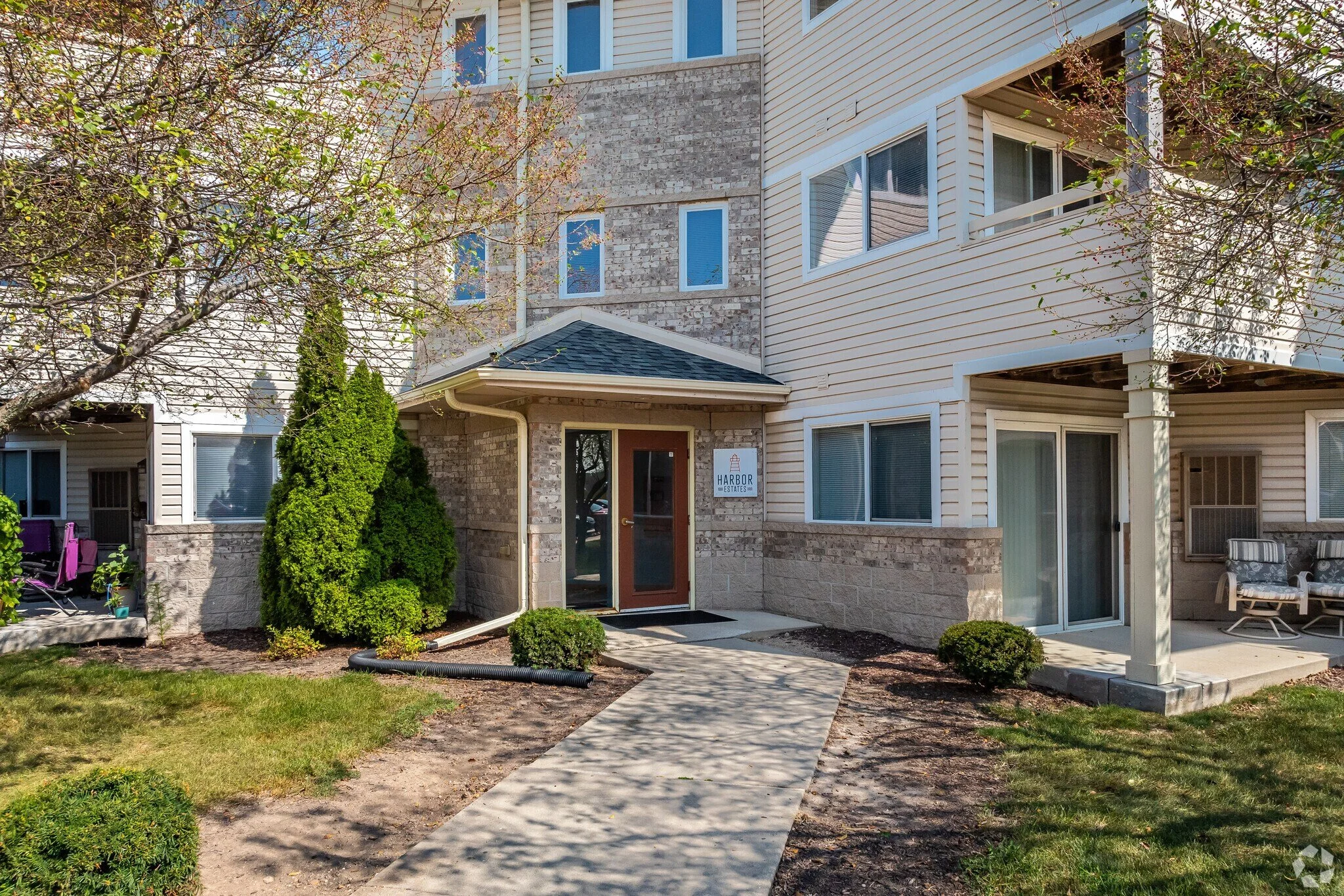 Harbor Estates entrance