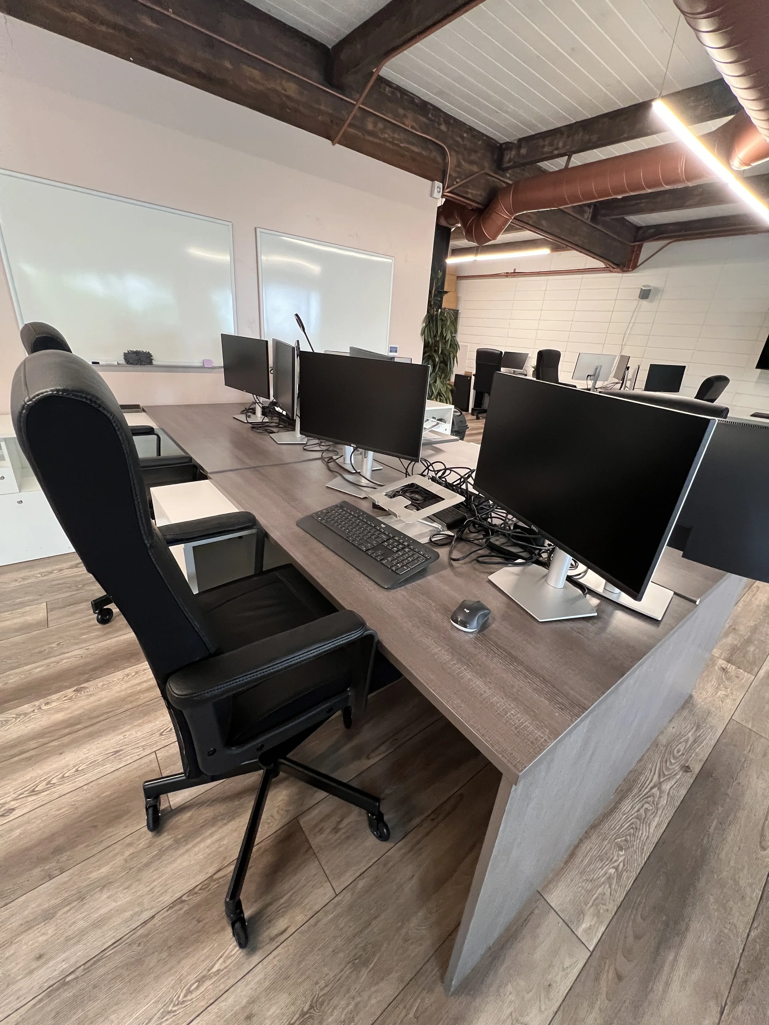 Desk J