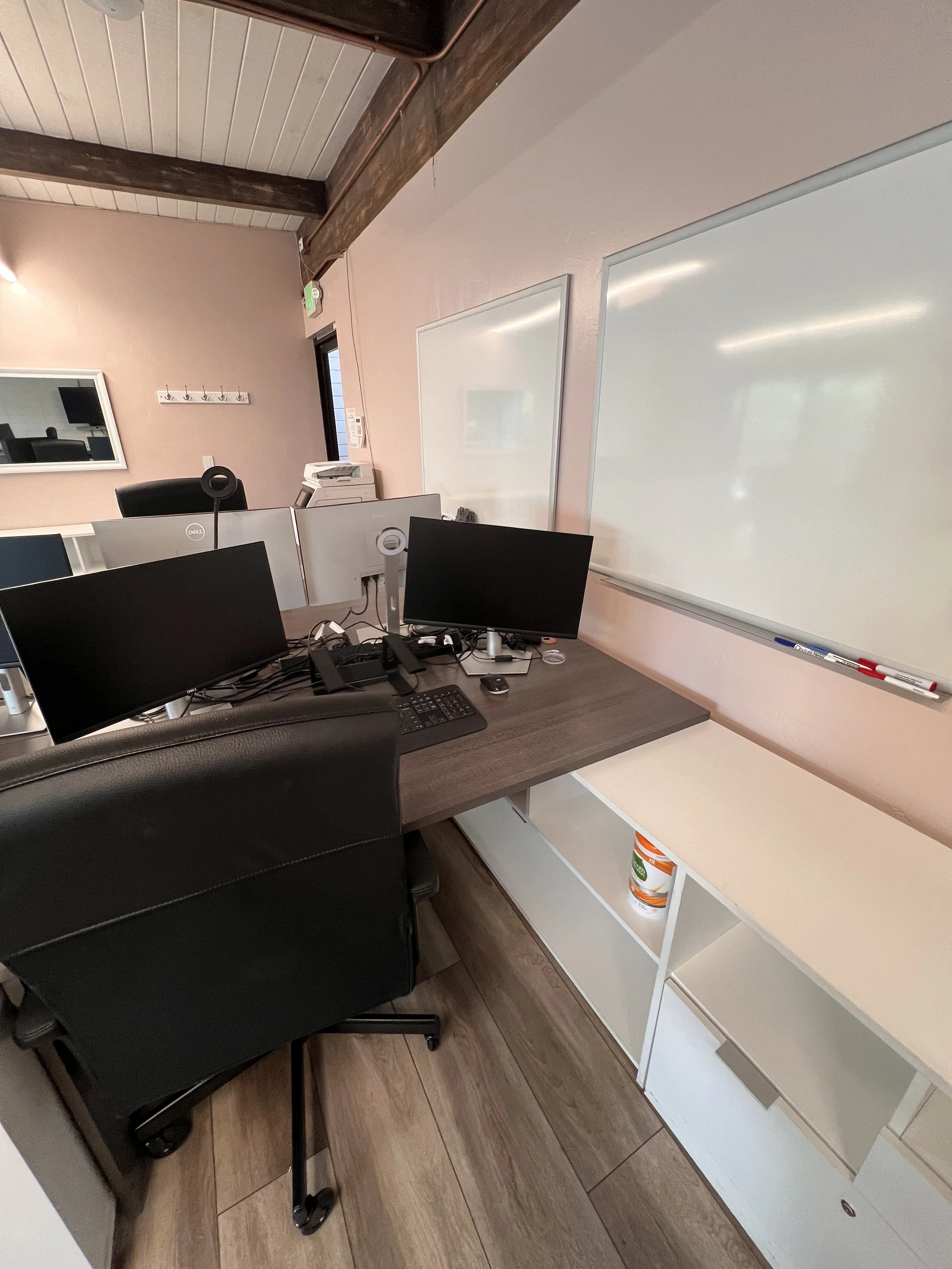 Desk G