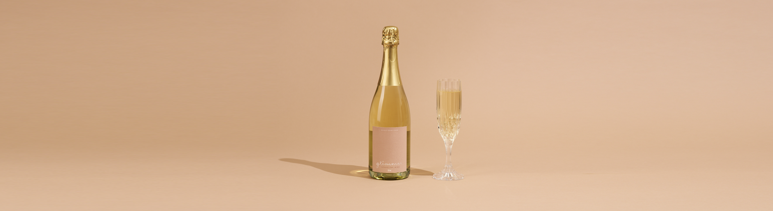 Glimmer sparkling wine