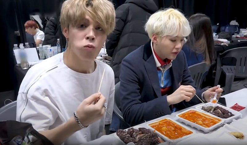 BTS Jimin Eating Tteokbokki - Korean Street Food BTS Jimin Eating Tteokbokki - Korean Street Food