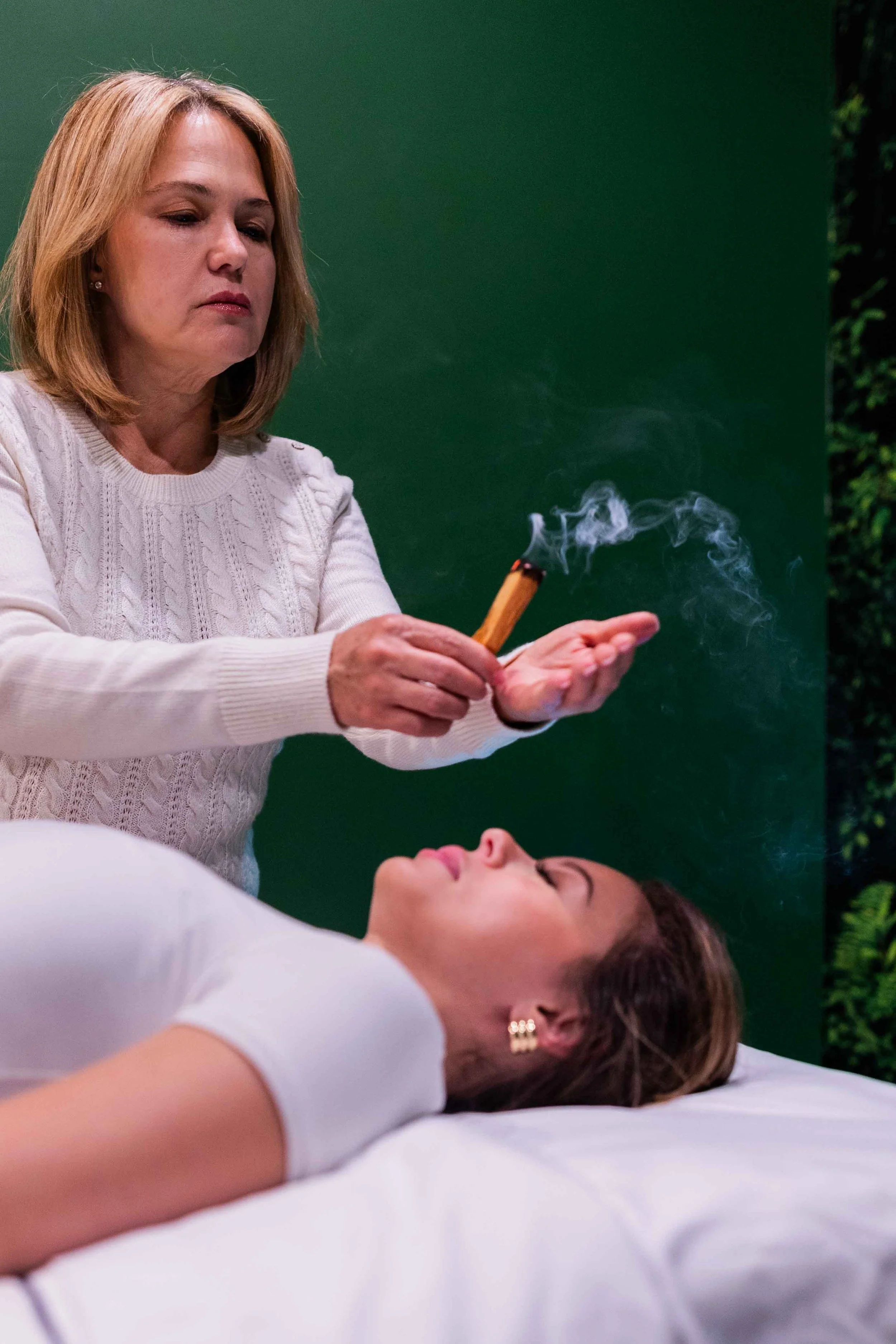 Reiki Therapy Relaxation