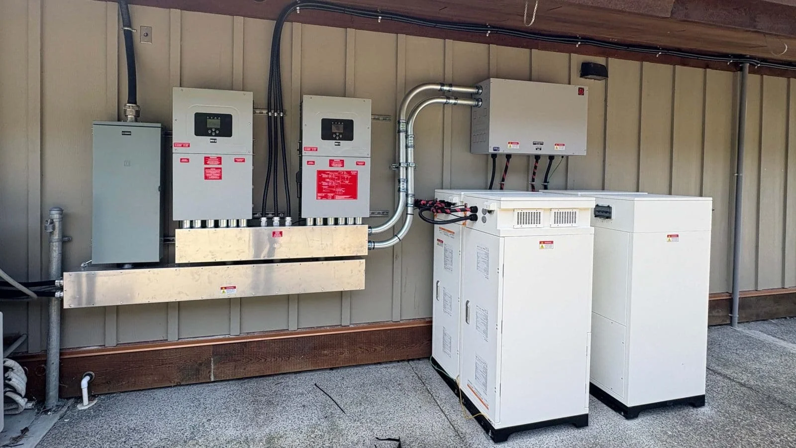 Hamilton commercial battery storage project