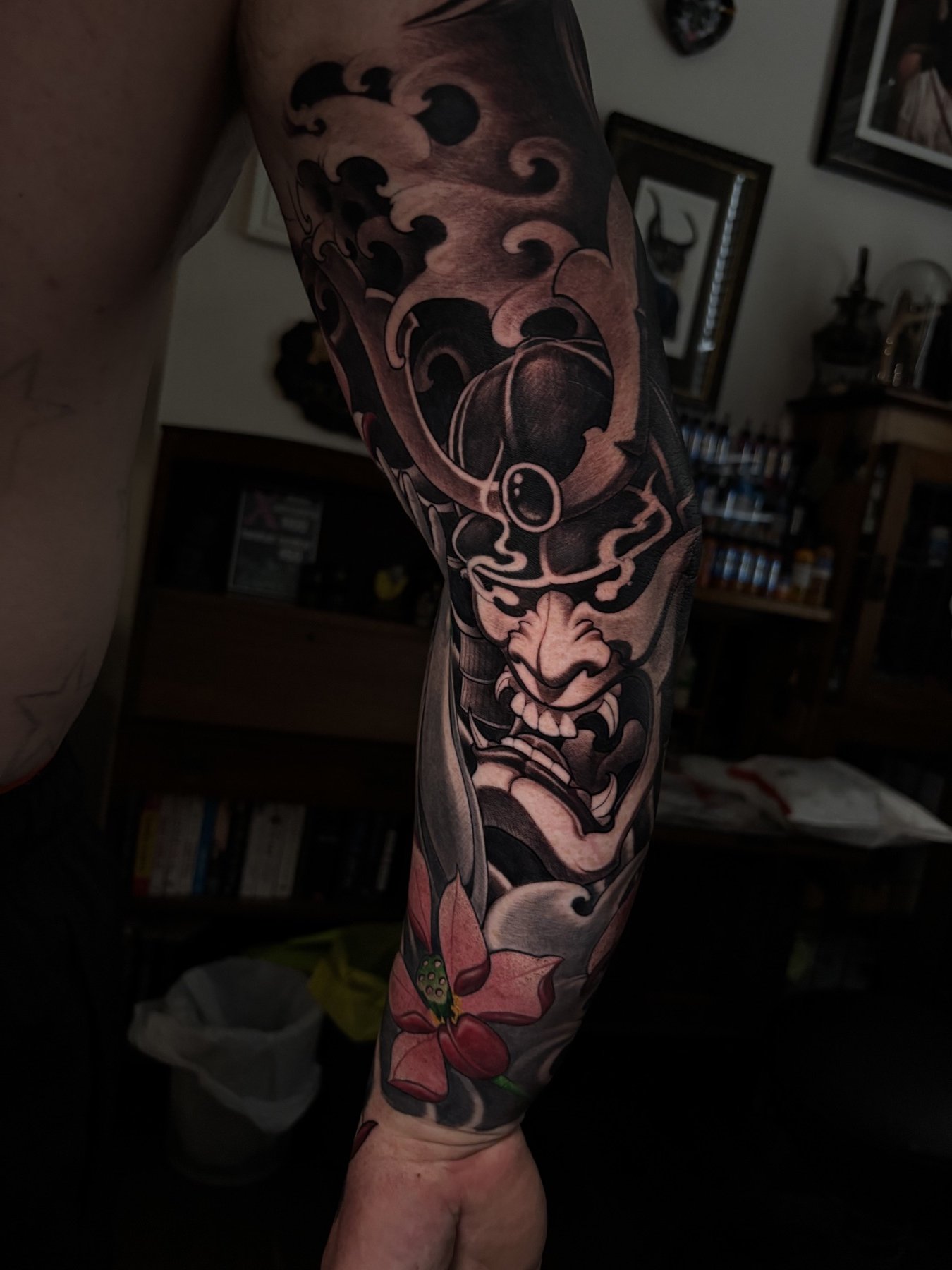 Fresh shading on the inner arm section of Wade’s sleeve