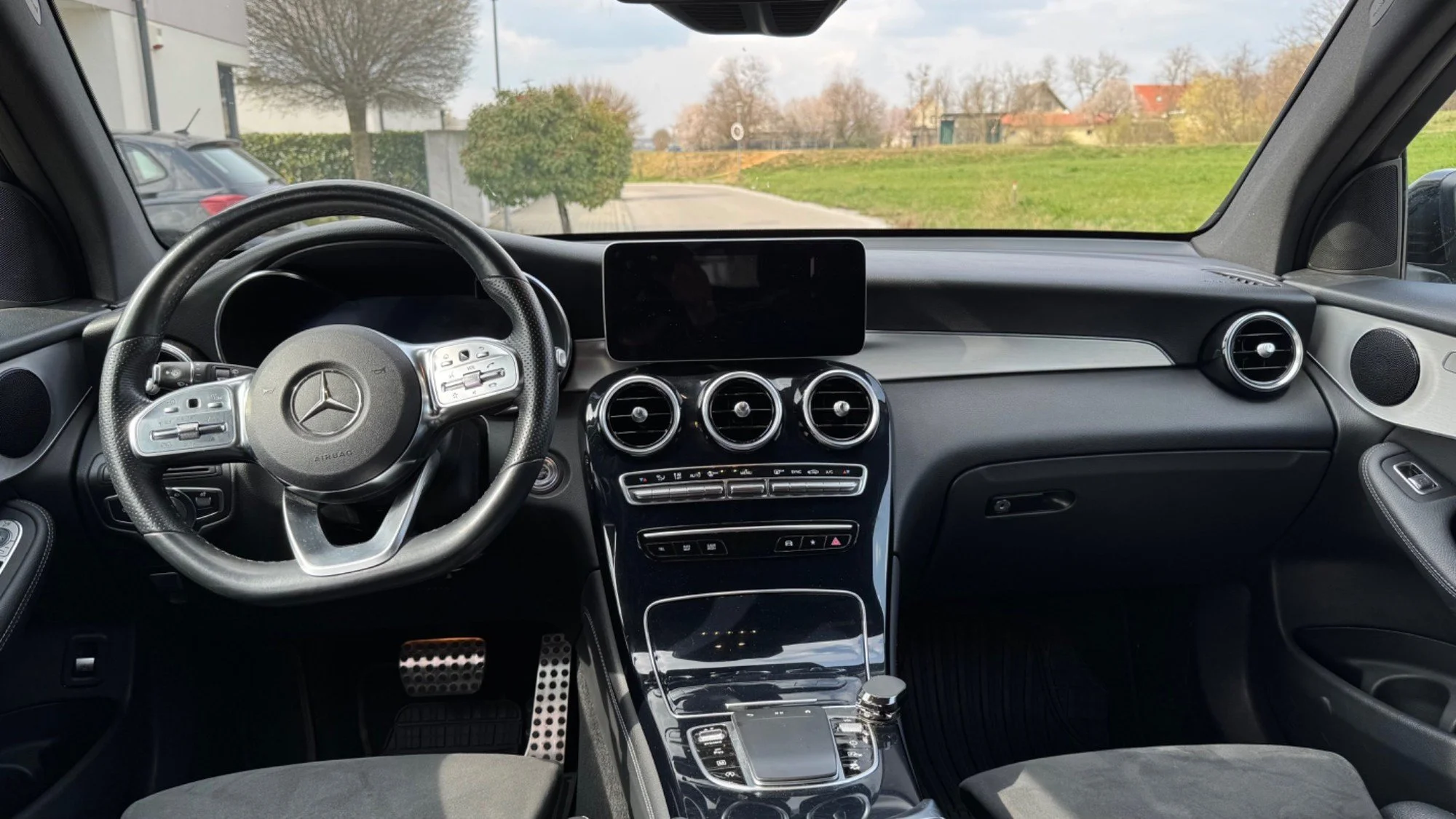 Mercedes-Benz GLC 220 d AMG Line 4MATIC – Foto 9