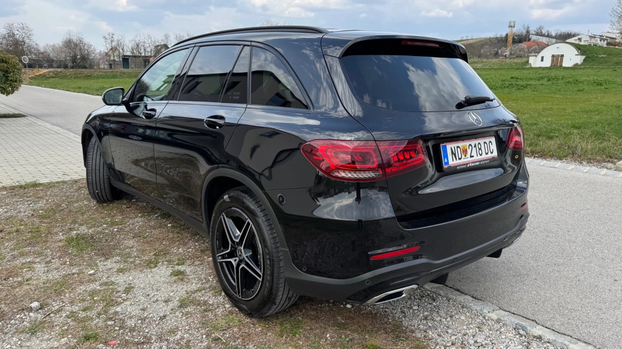 Mercedes-Benz GLC 220 d AMG Line 4MATIC – Foto 5
