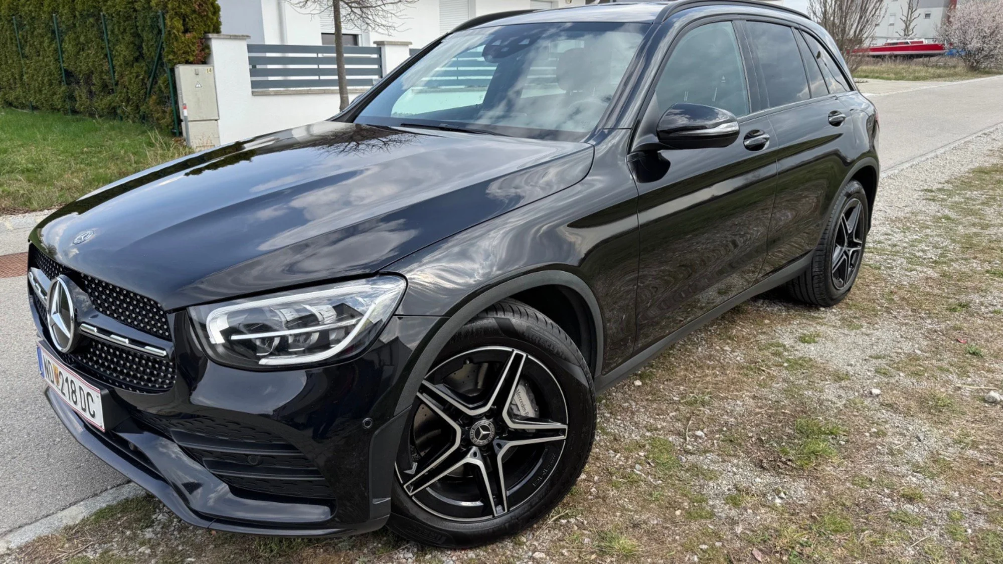 Mercedes-Benz GLC 220 d AMG Line 4MATIC – Foto 4