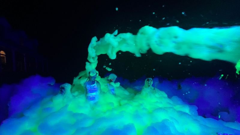 Color/UV Glow Foam Party Image