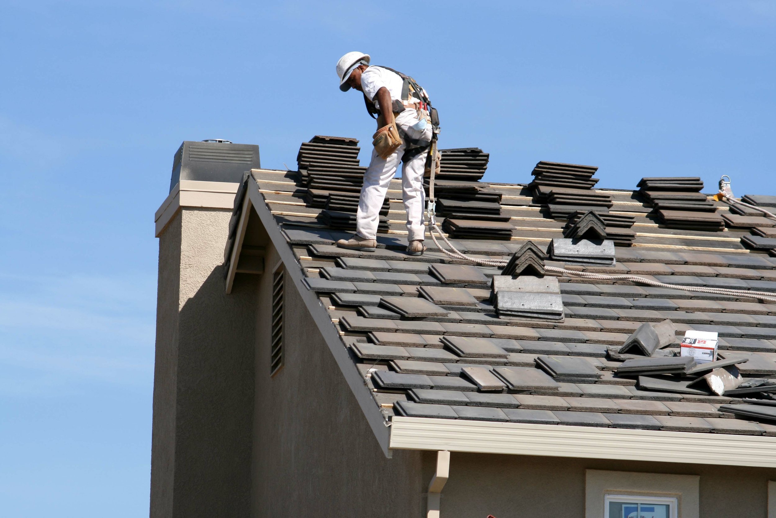 Advanced Roofing and Siding Inc. insurance claim assistance for storm damaged roof in the Twin Cities Minnesota metro area