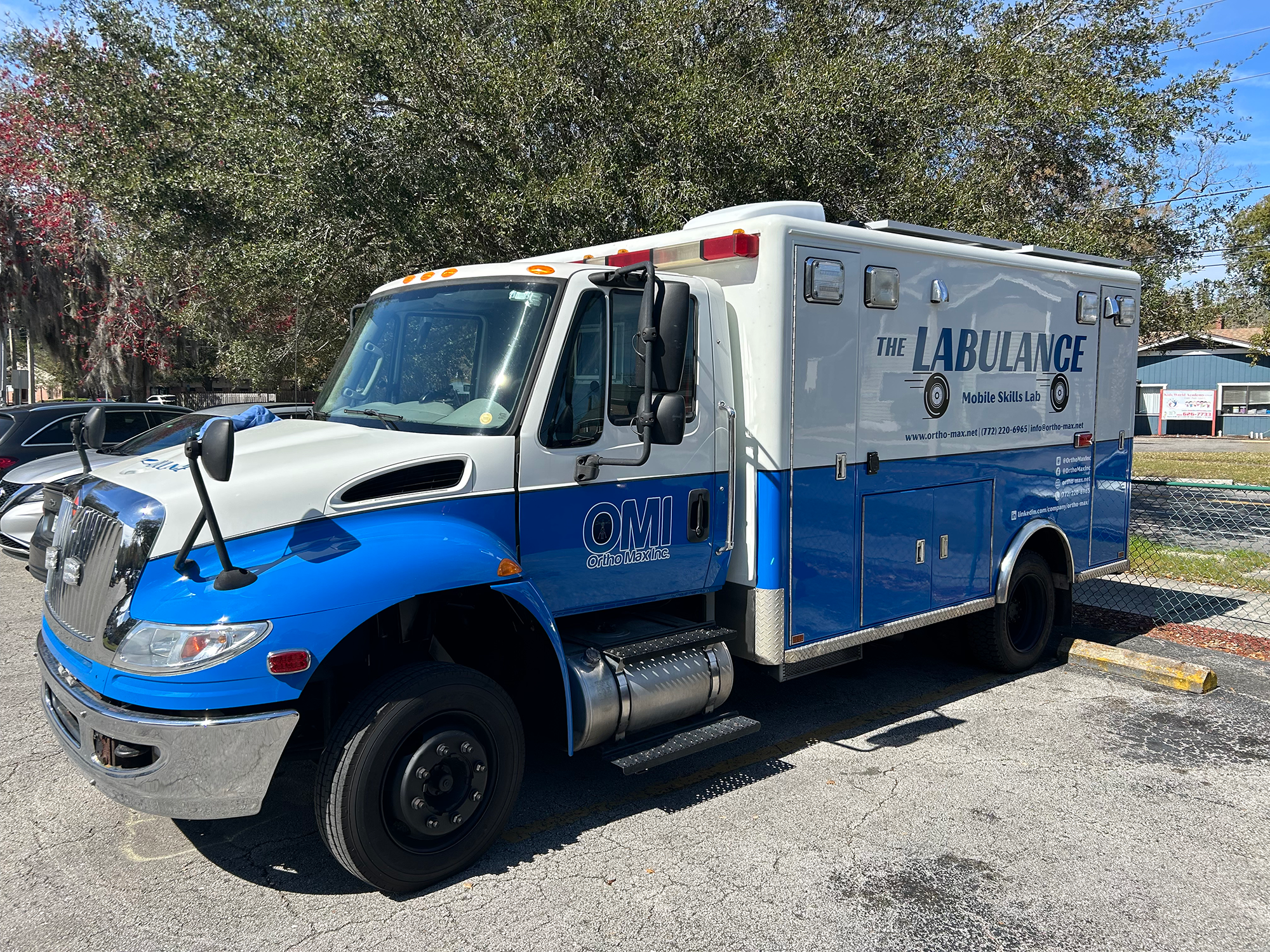 Ortho Max mobile surgical lab