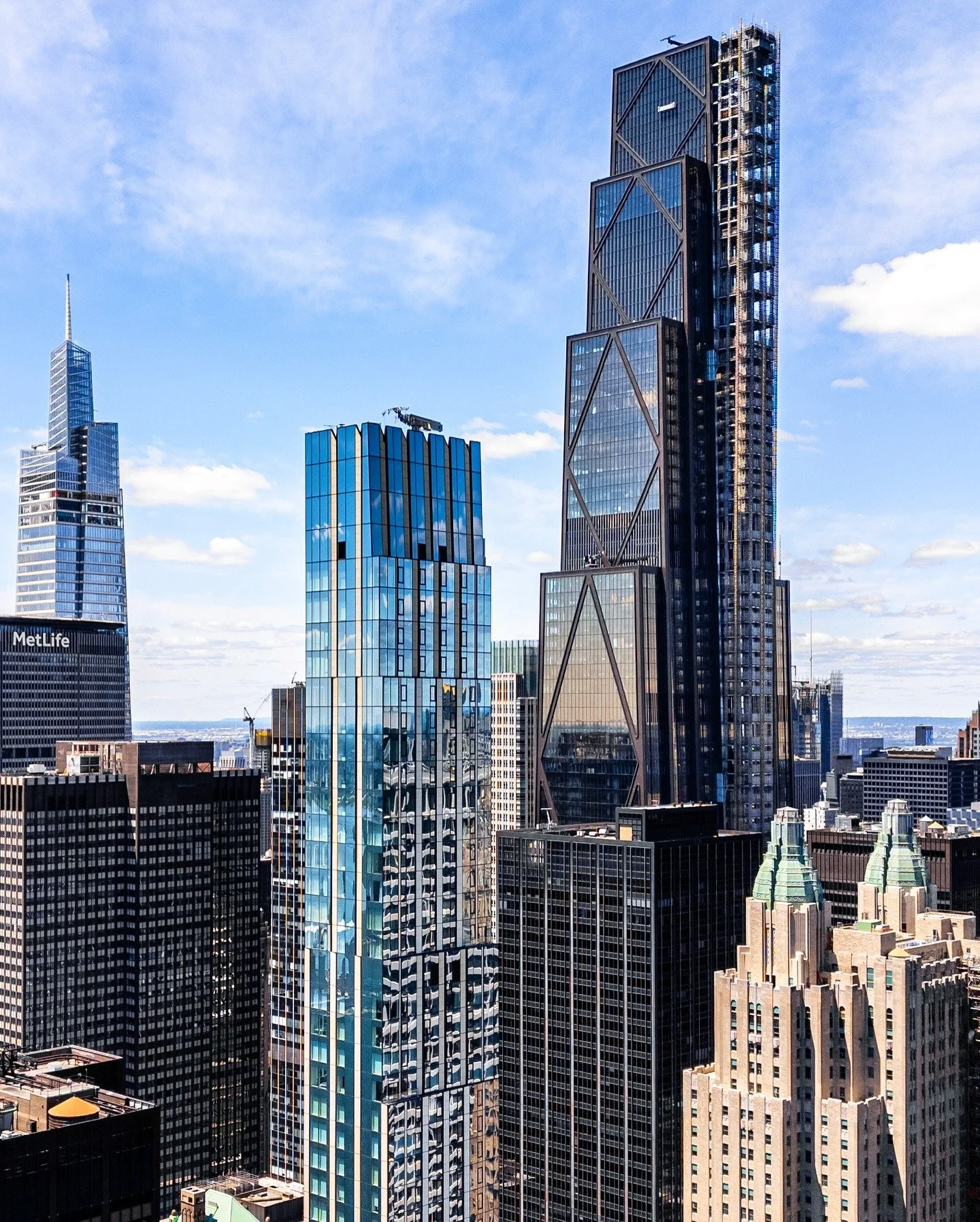 Architectural rendering of the modern JPMorgan Chase headquarters at 270 Park Avenue in New York City