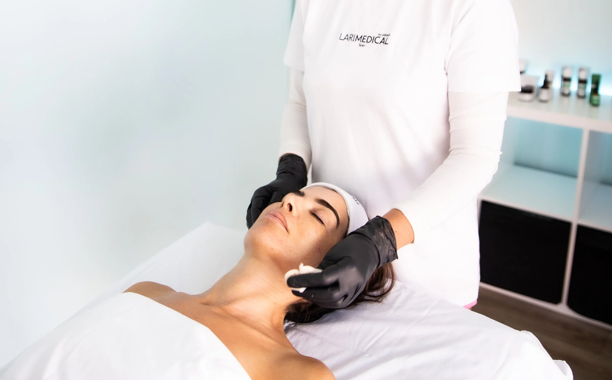 A Larimedical Biomimetic Peel treatment in progress at Glo Younger Perth