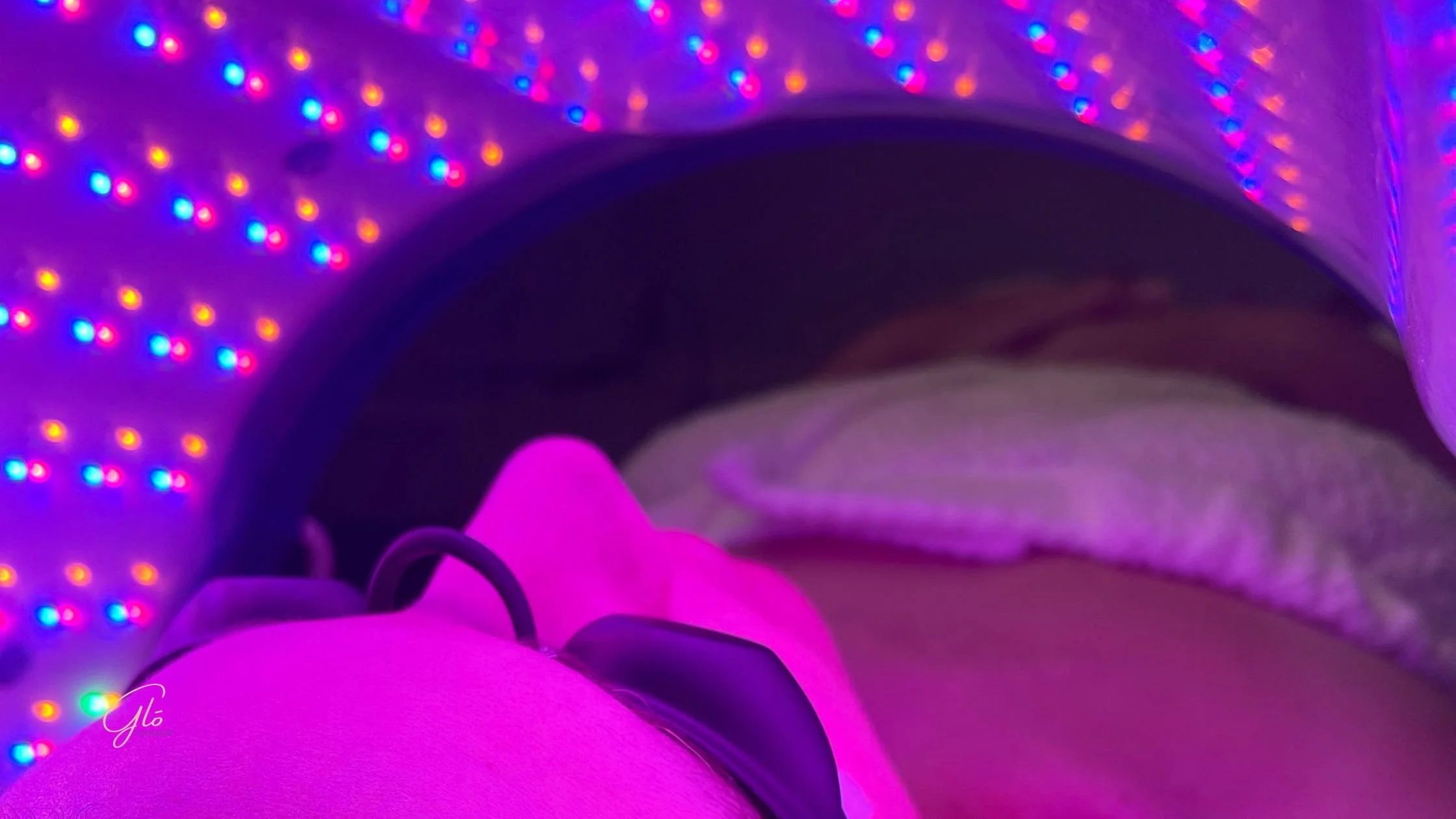 LED light therapy at Glo Younger