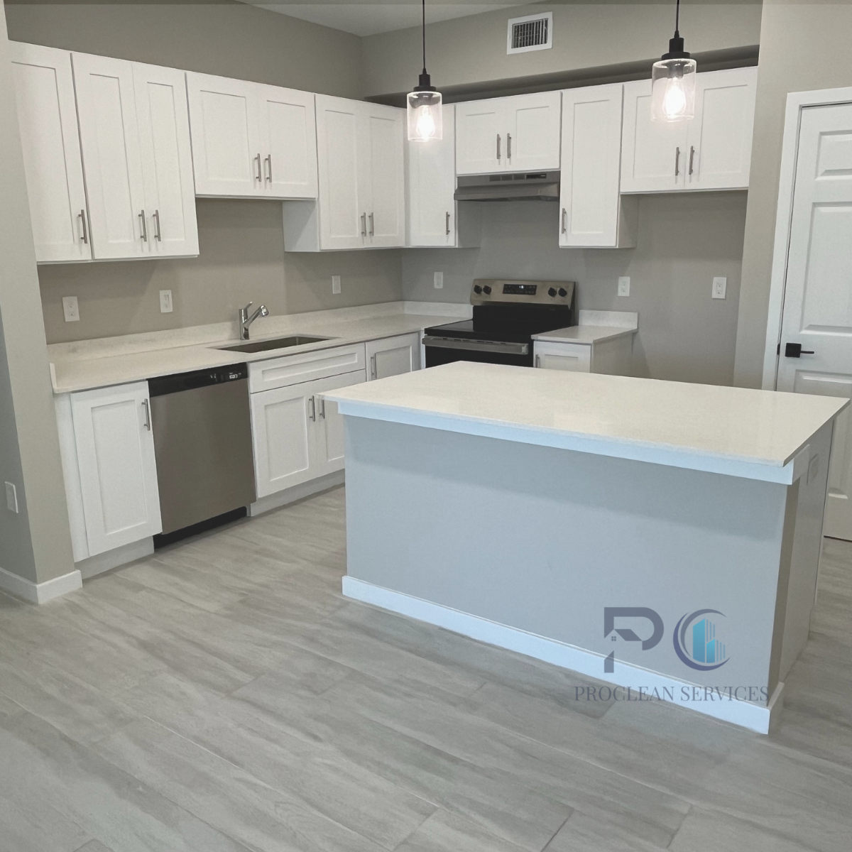 Cleaning service photo 14