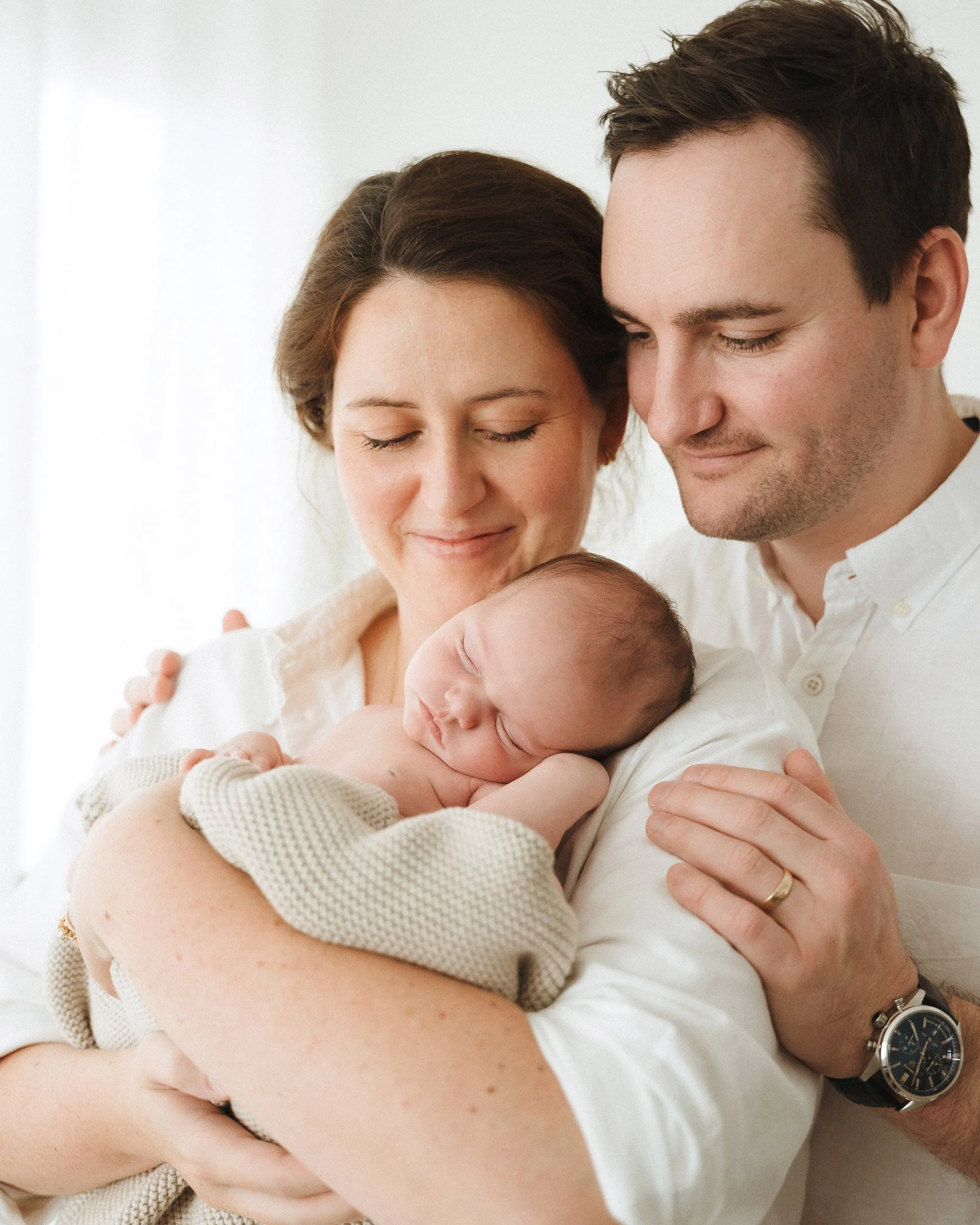 Newborn photography Brisbane — baby smiling at Foxie Studio