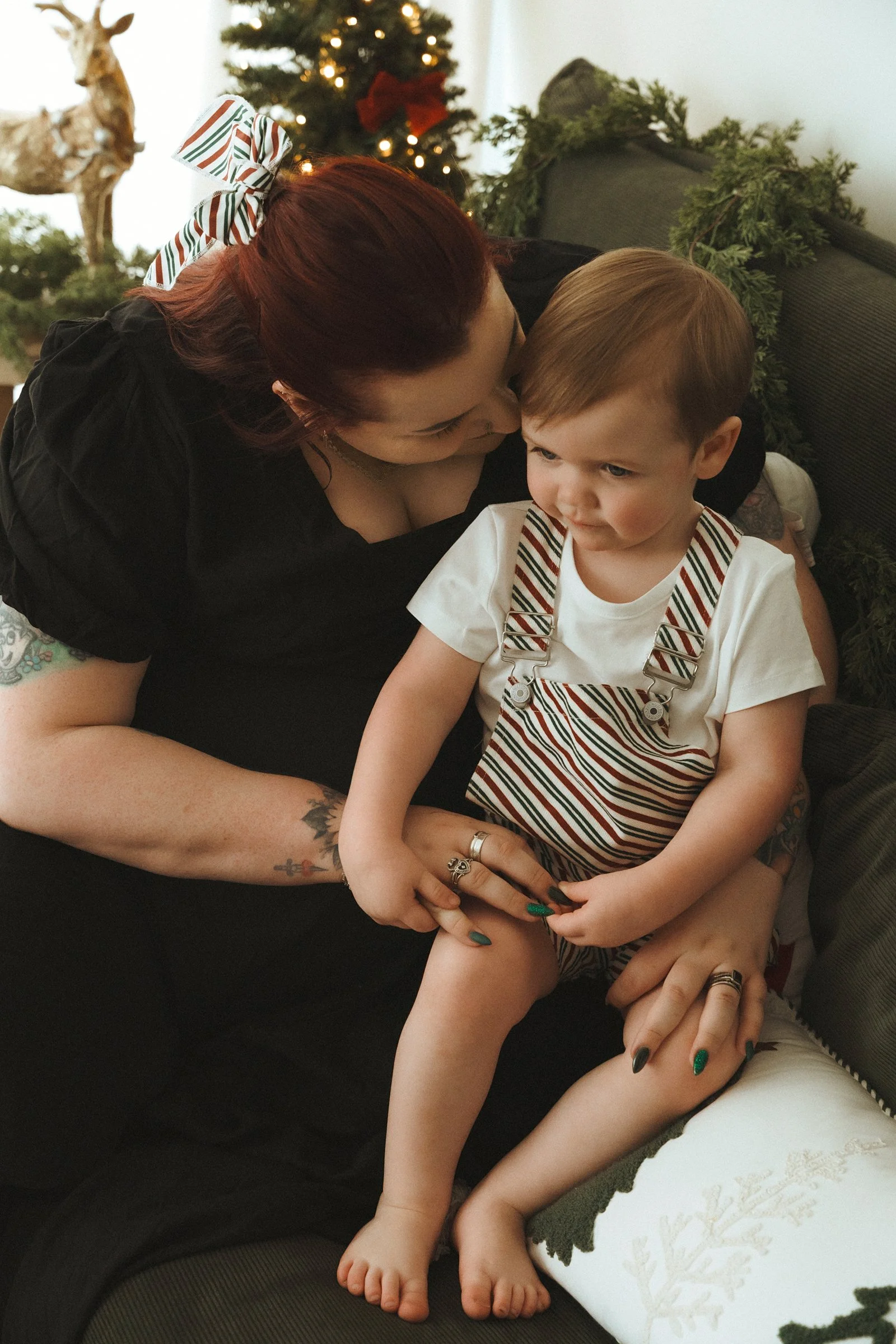 A family at a Foxie Studio Christmas session in Brisbane
