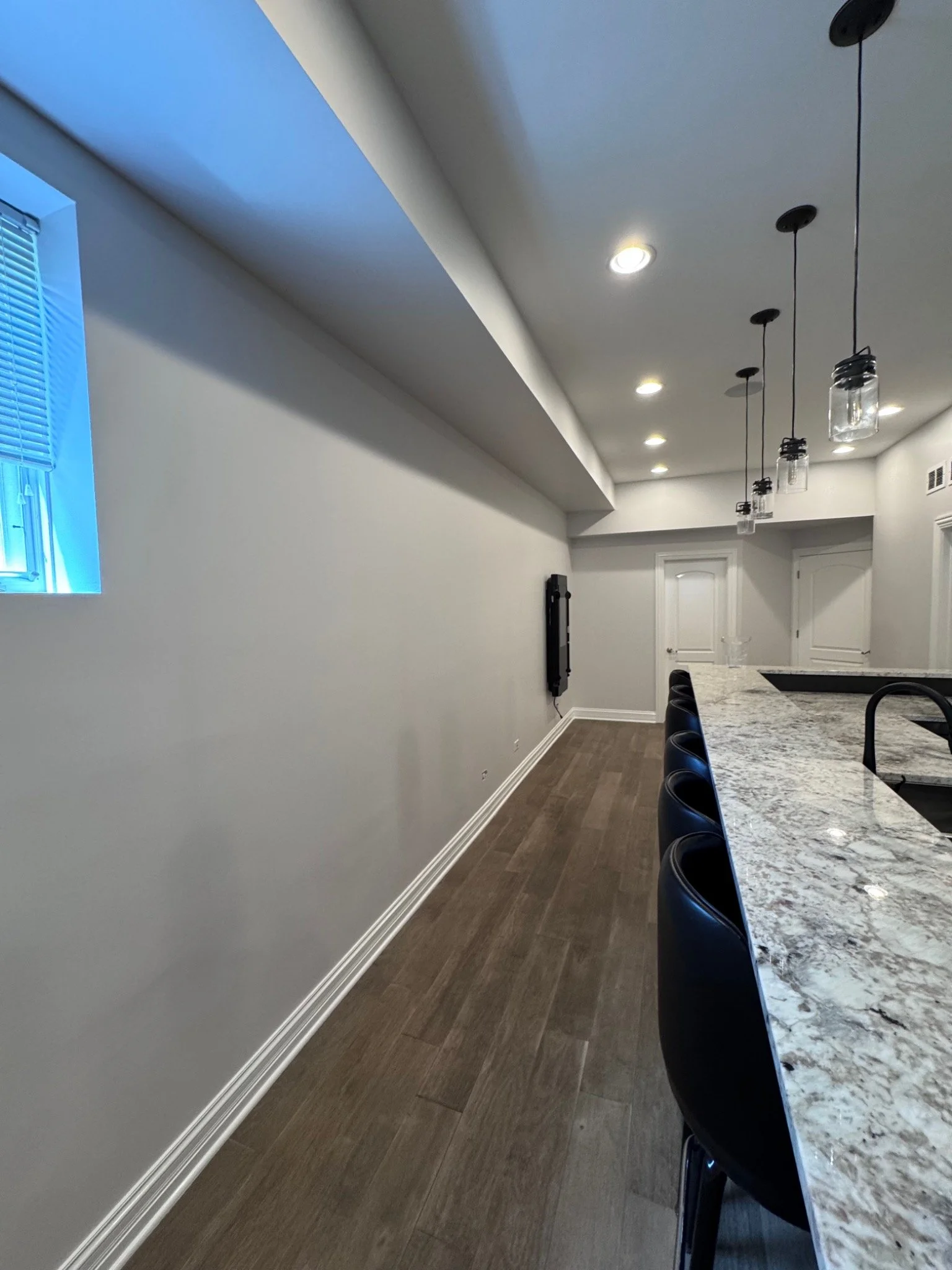 Final - Bar area complete