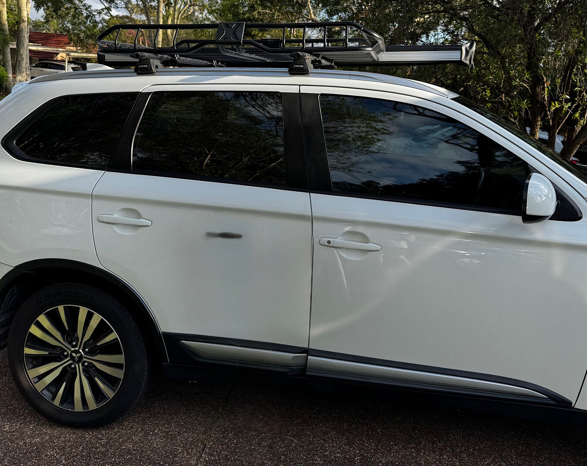 Mitsubishi Outlander tinted windows outdoor finish Central Coast NSW