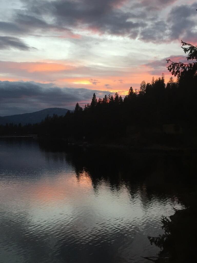 sunset-image-of-spirit-lake