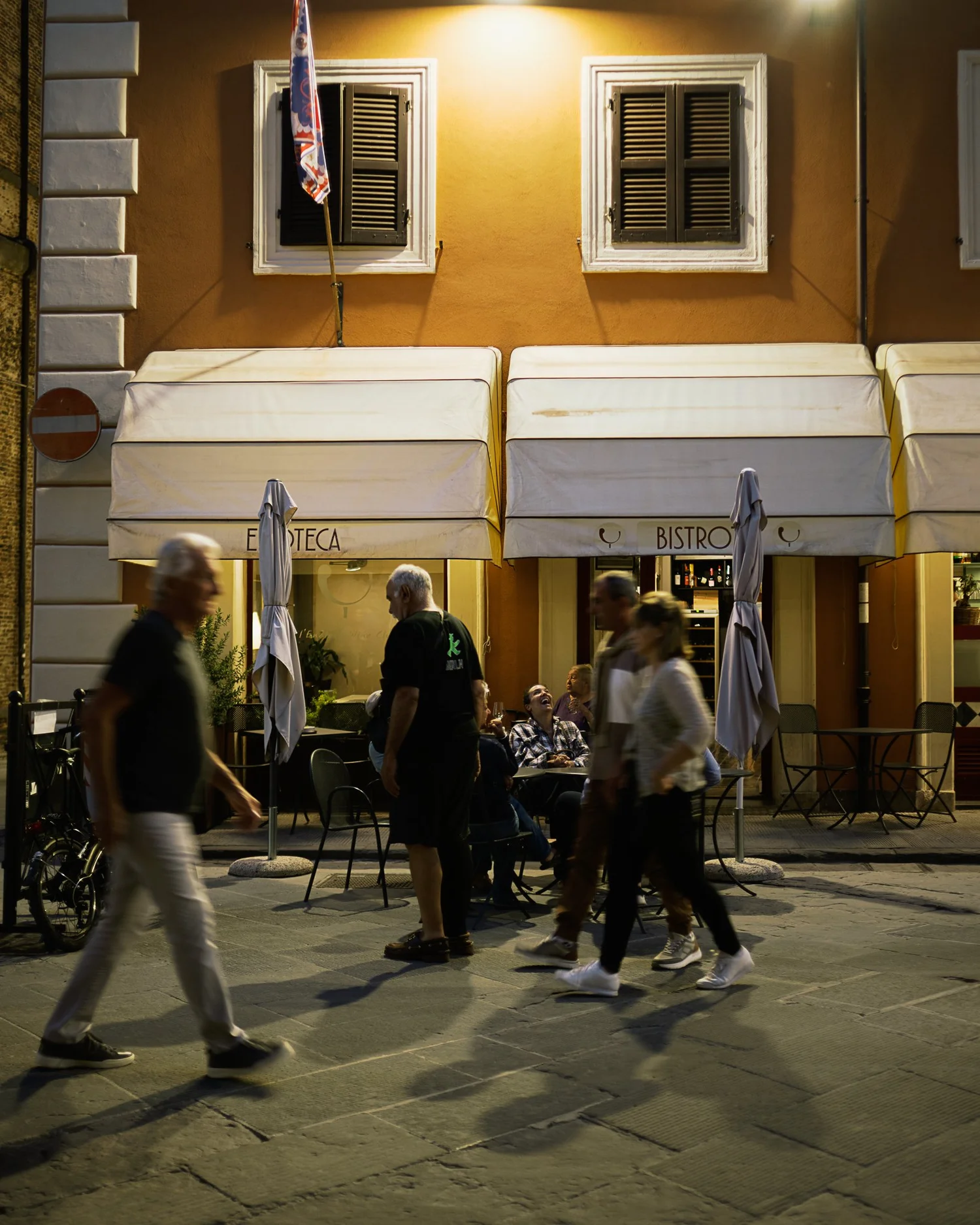 An evening café in an Umbrian village