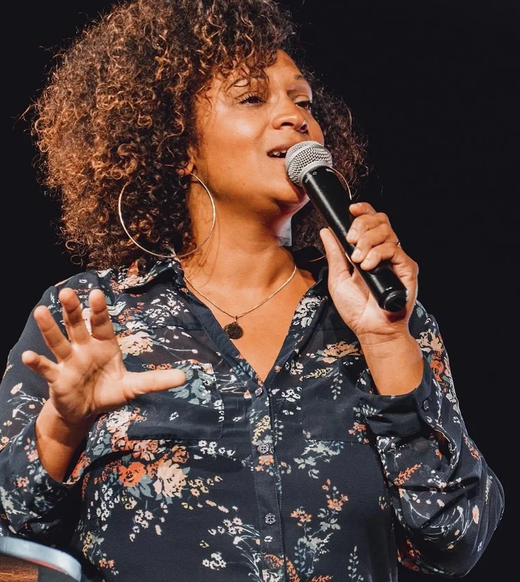 Emmanuelle Bombele