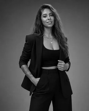 Jessikah Salensky, estilista en Alfredo James Hair Design