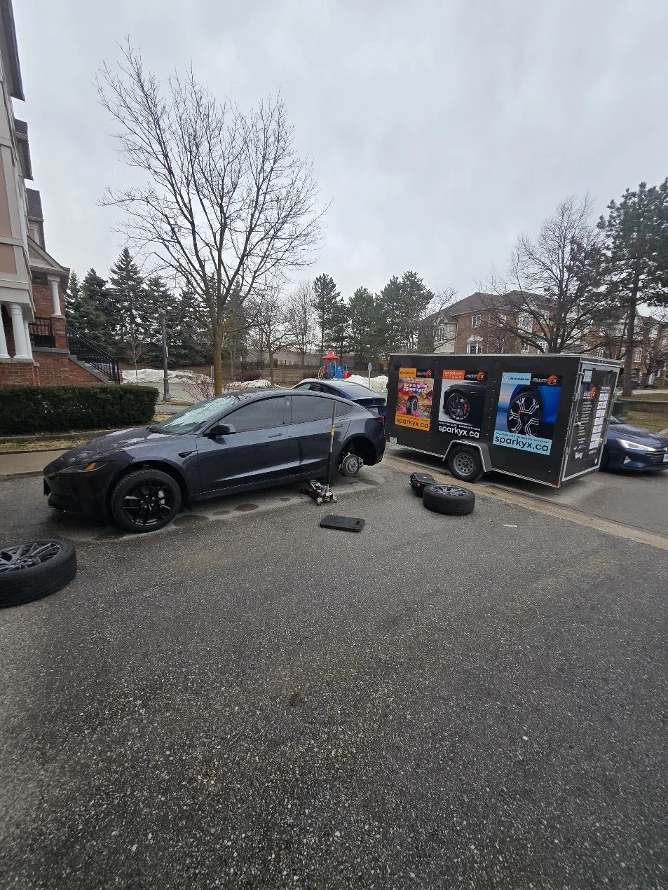 Certified Sparky X mobile tire shop in Richmond Hill, Ontario